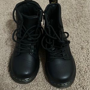 Dr Martens airwair size7